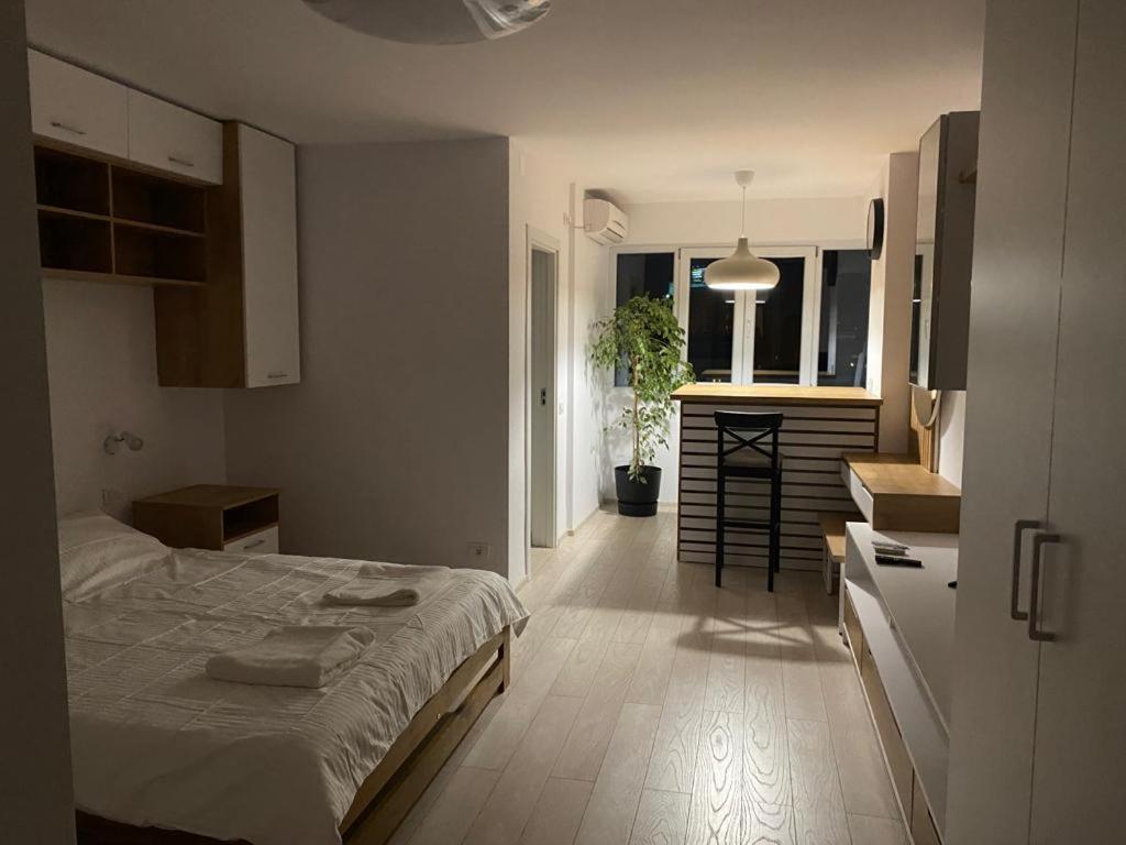 New Apartment Situat Pe Stefan Cel Mare, La 5 Min De Obor Bucharest Exterior photo